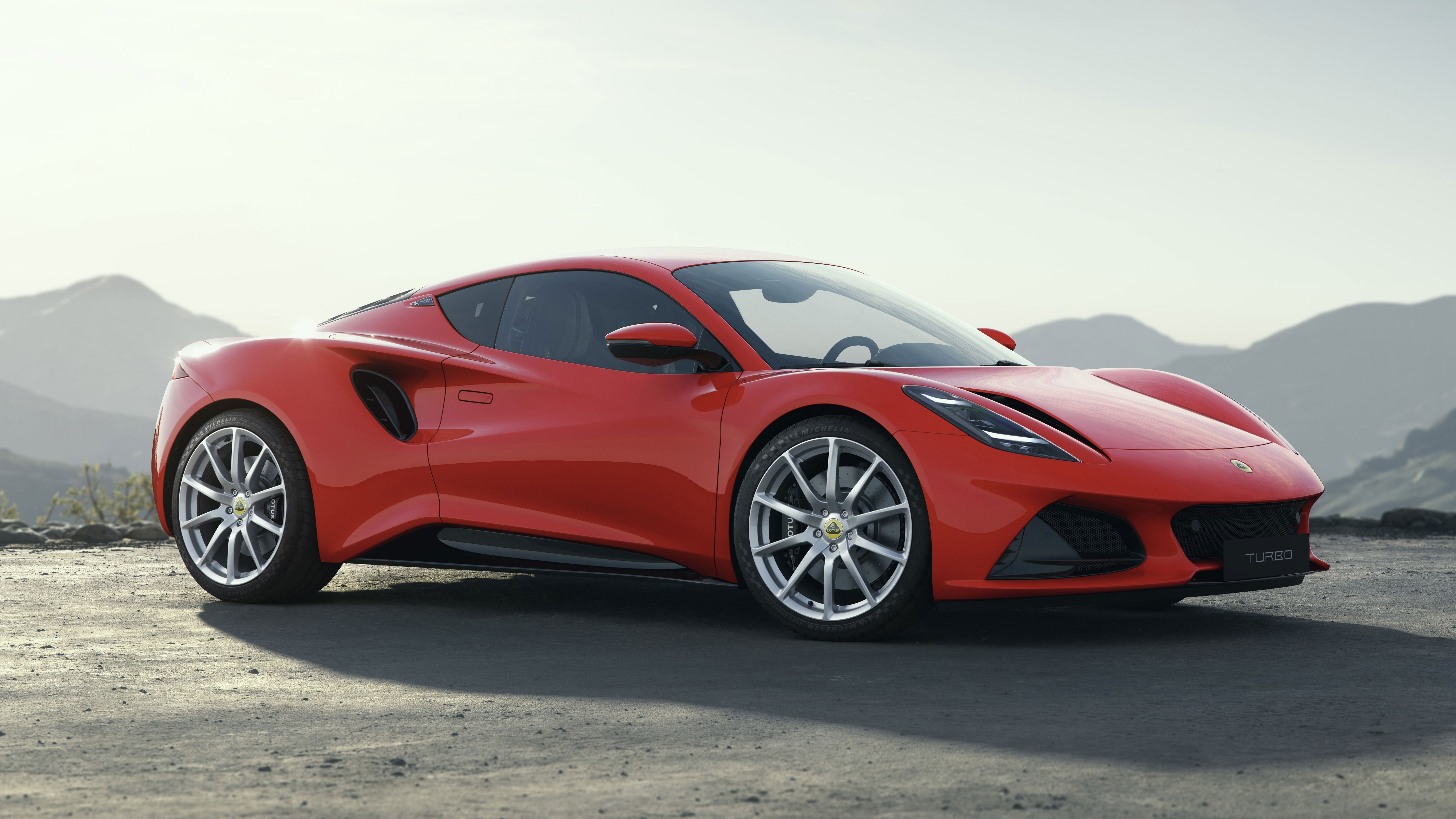Lotus Emira Turbo SE - front